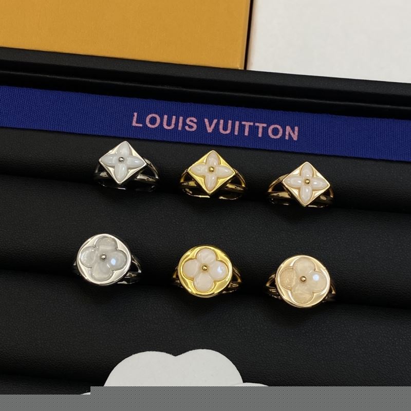 LV Rings